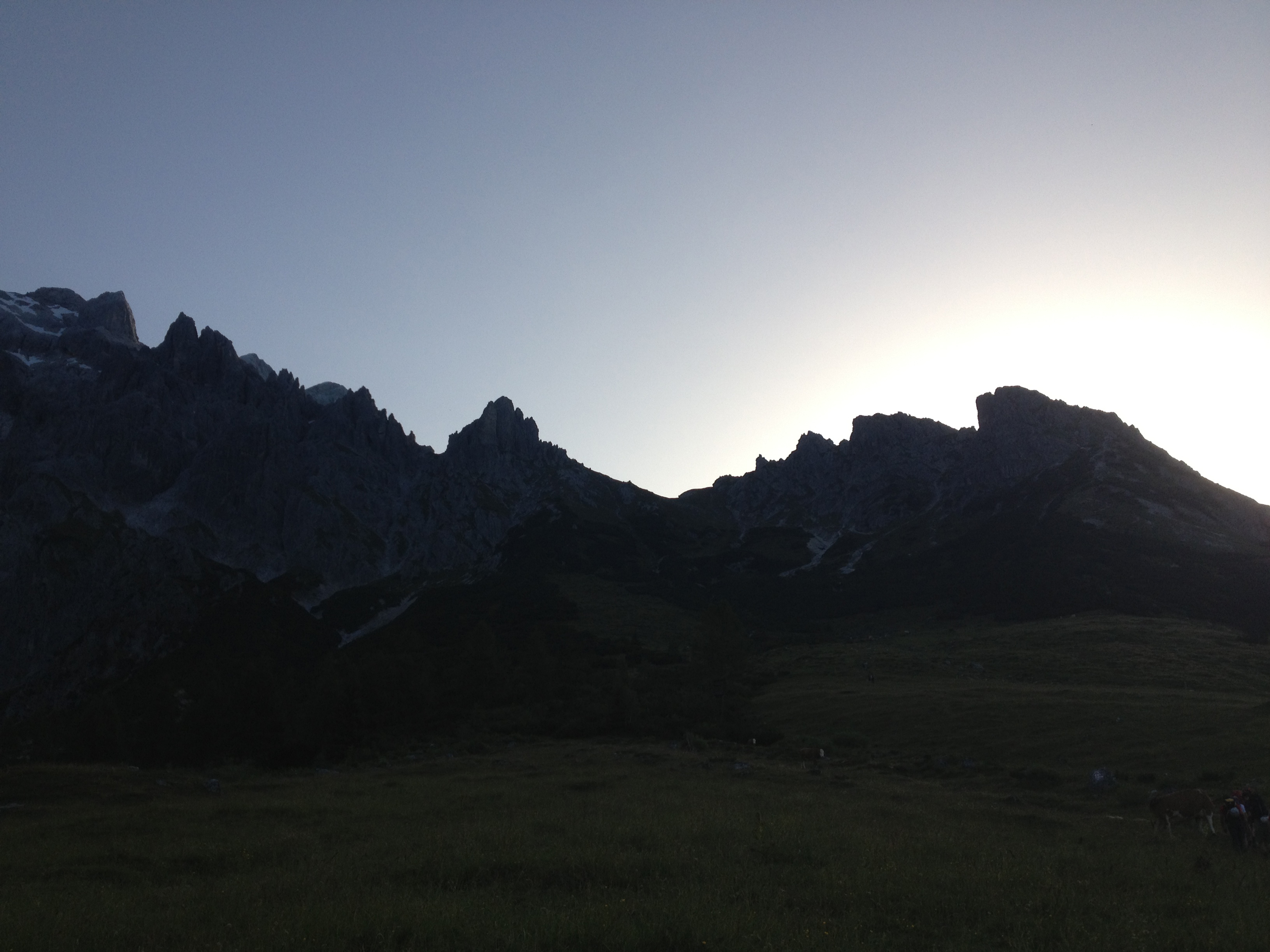 Kurz vor Sonnenaufgang ging es los Richtung Erichhütte!